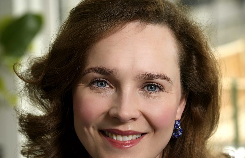 Laura Carson